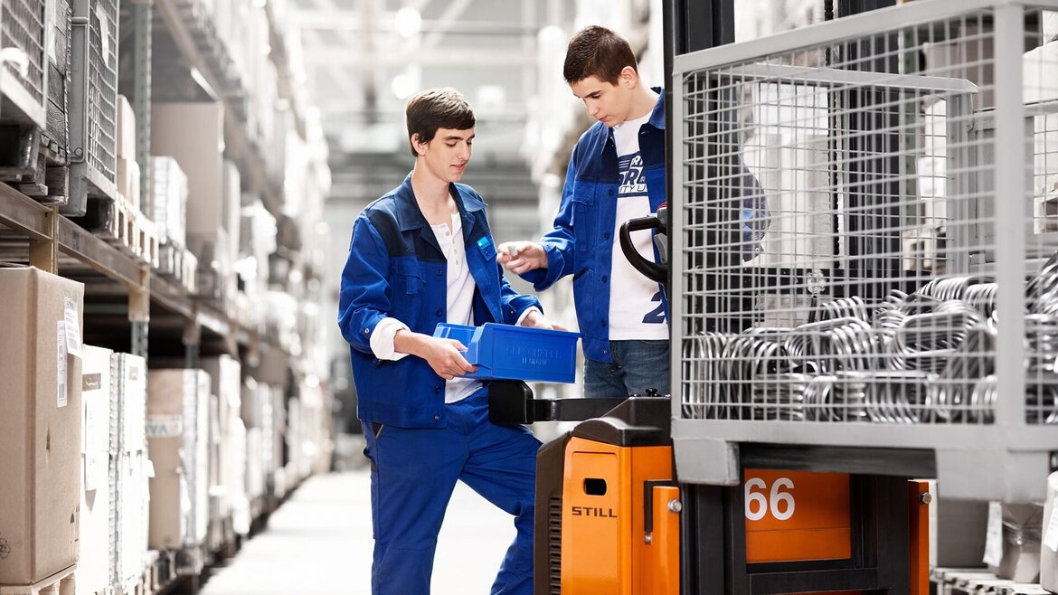 Ausbildung: Lagerlogistiker (m/w/d) Ausbildung zum Lagerlogistiker (m/w/d)